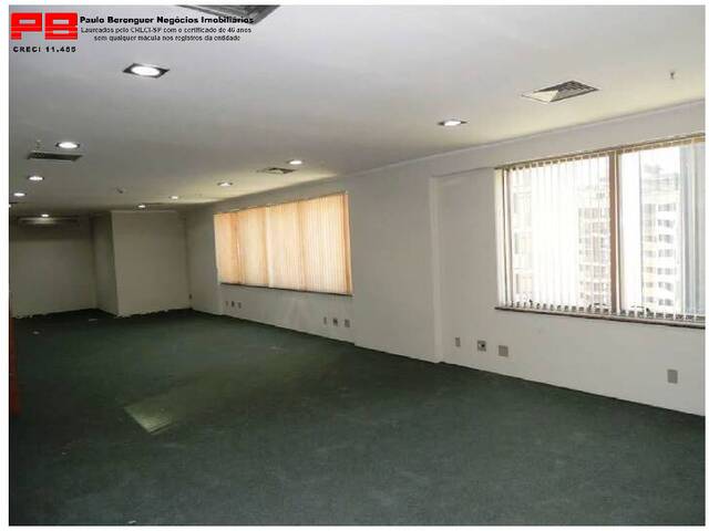 #2150 - Conjunto Comercial para Venda em São Paulo - SP