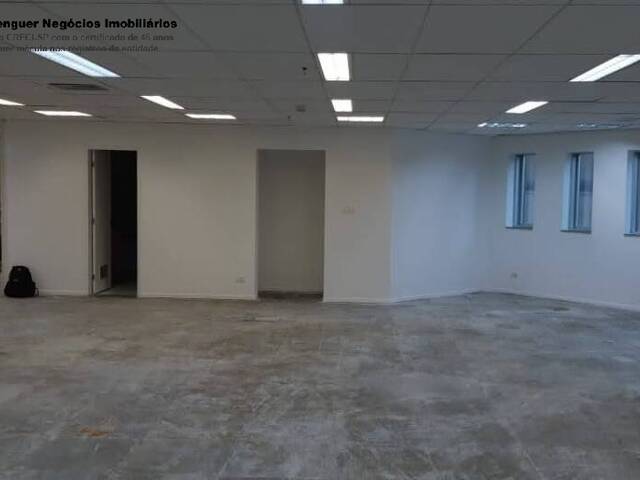Conjunto Comercial para Locação em São Paulo - 4