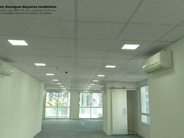 #8246 - Conjunto Comercial para Locação em São Paulo - SP - 2