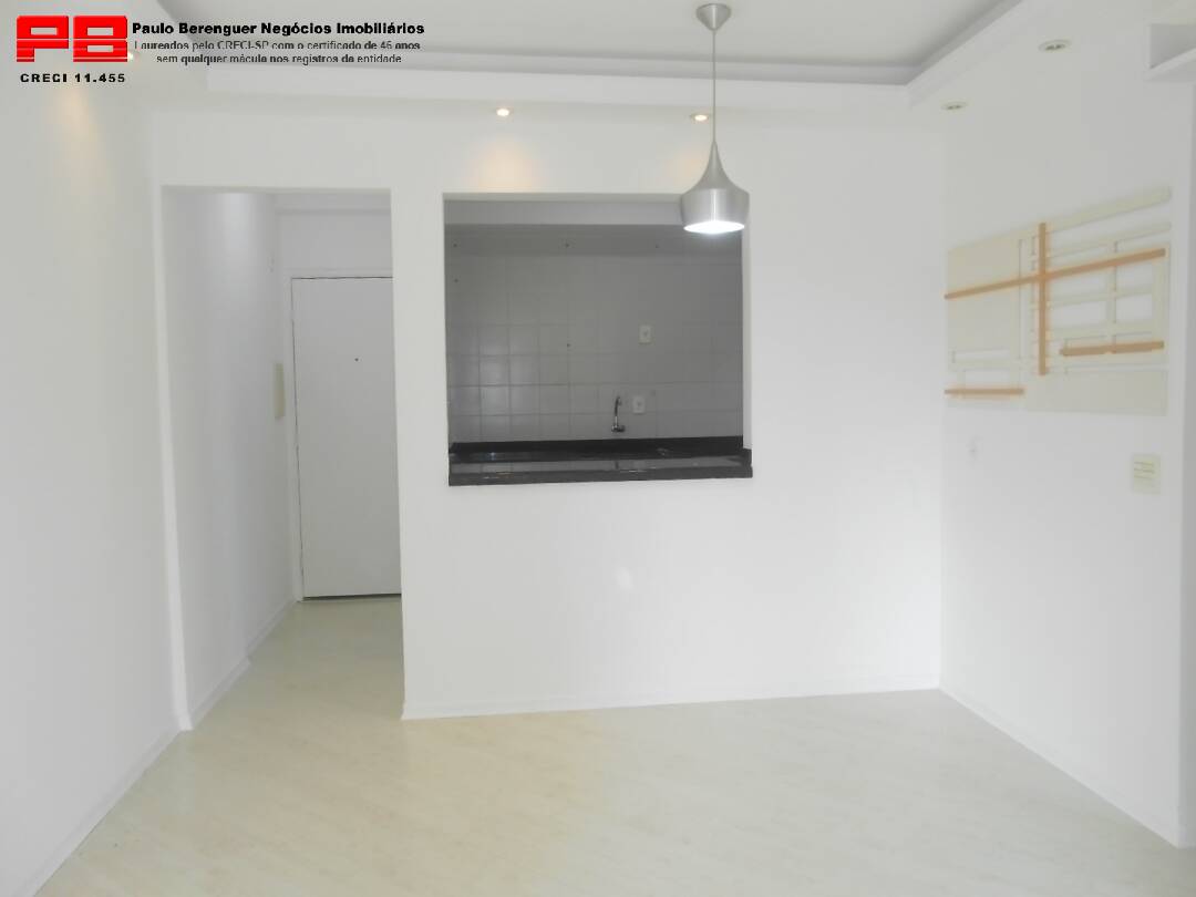 Apartamento para alugar com 2 quartos, 61m² - Foto 2