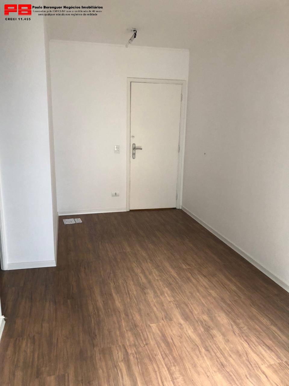 Apartamento à venda e aluguel com 1 quarto, 50m² - Foto 2