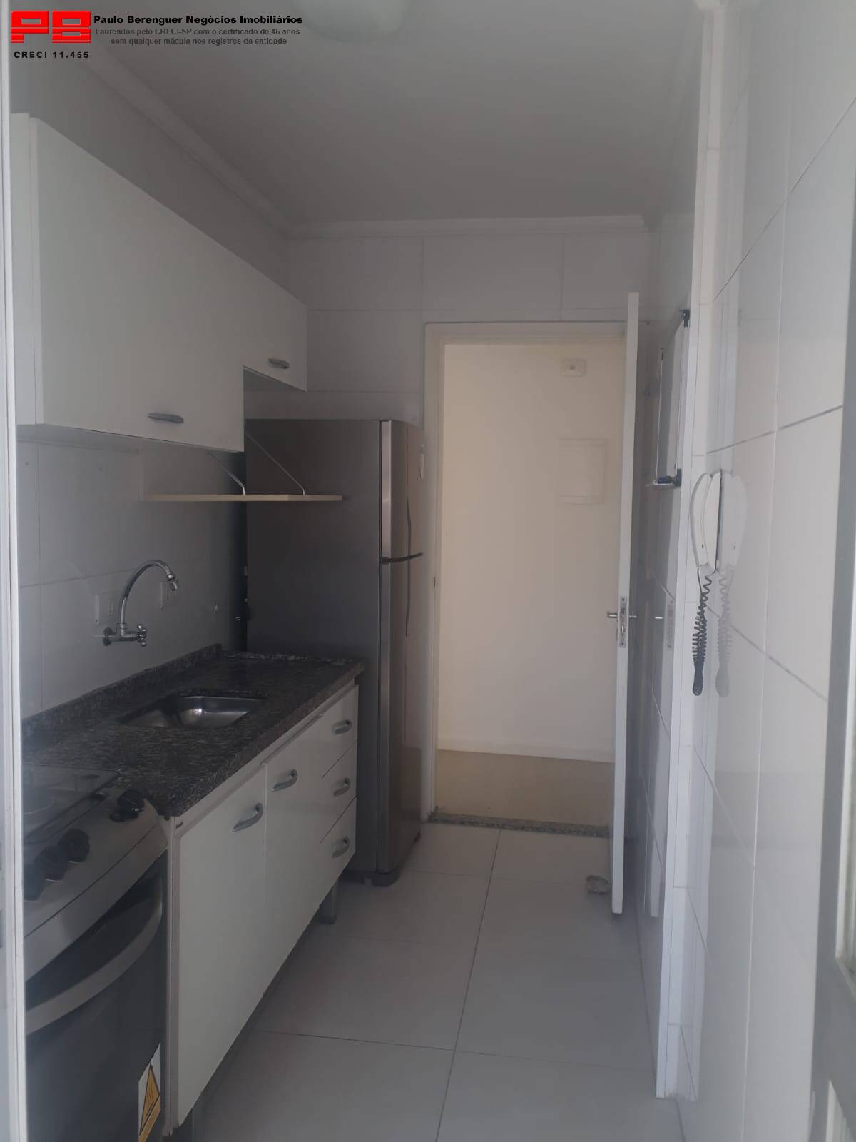 Apartamento para alugar com 2 quartos, 70m² - Foto 5
