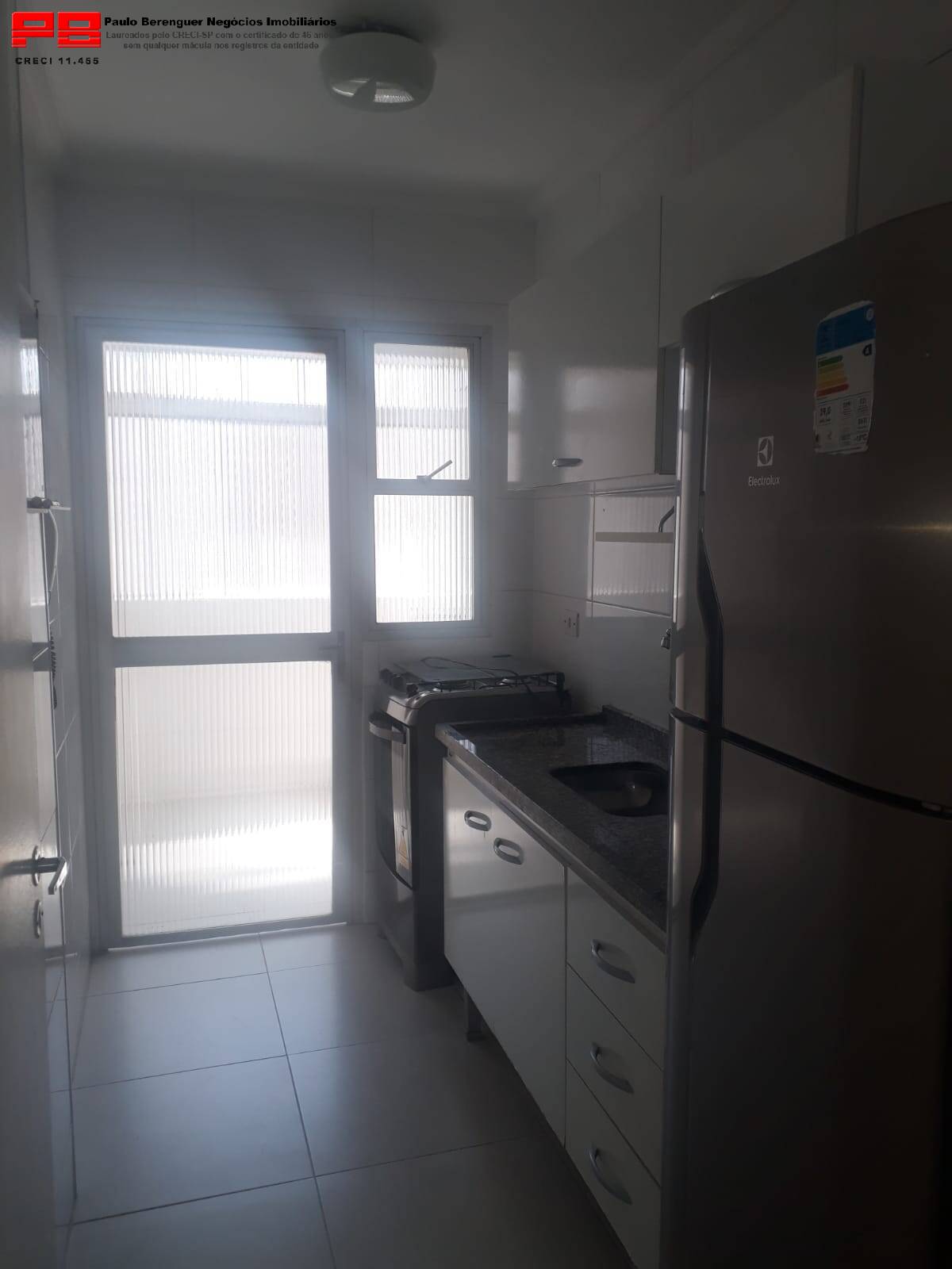 Apartamento para alugar com 2 quartos, 70m² - Foto 6