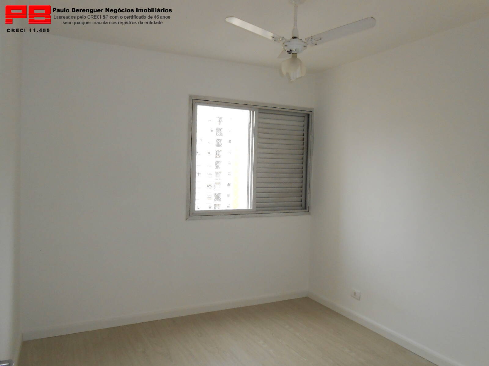 Apartamento para alugar com 2 quartos, 70m² - Foto 9