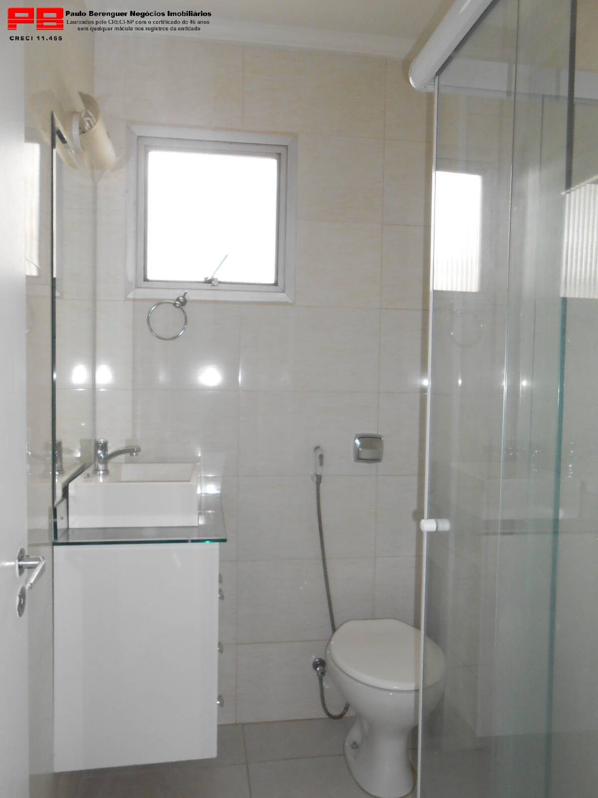 Apartamento para alugar com 2 quartos, 70m² - Foto 13