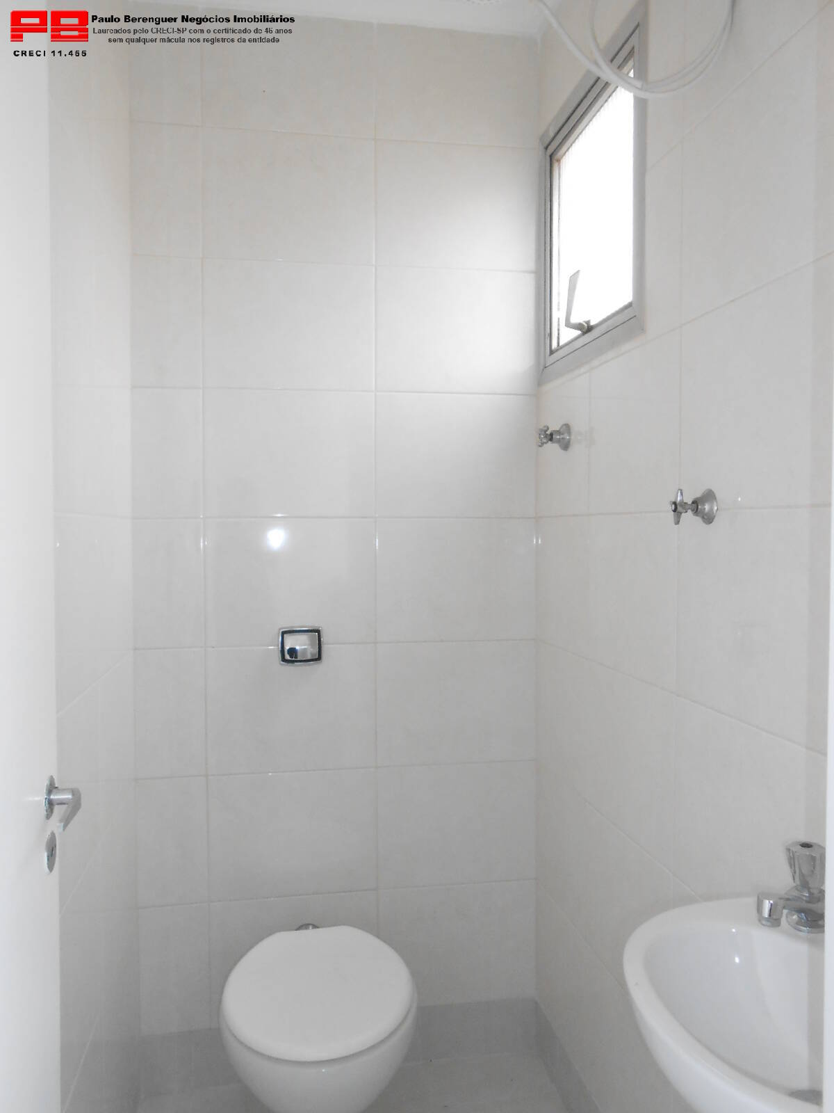 Apartamento para alugar com 2 quartos, 70m² - Foto 17