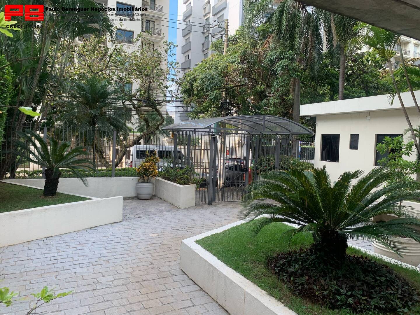 Apartamento à venda e aluguel com 3 quartos, 121m² - Foto 13