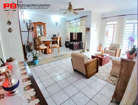 Casa, 3 quartos, 170 m² - Foto 1